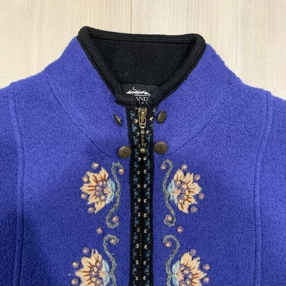 Vintage islandic Design Wool Zip Sweater Size PS - Picture 2 of 8